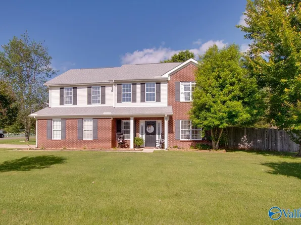 186 Round Top Dr, Harvest, AL 35749