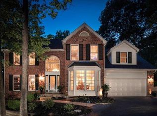 619 McBride Pointe Dr, Ballwin, MO 63011