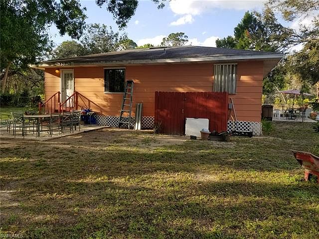 1st image of 4404 E 9th St