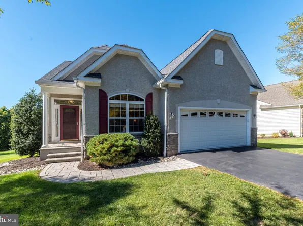 745 Crestview Blvd, Collegeville, PA 19426