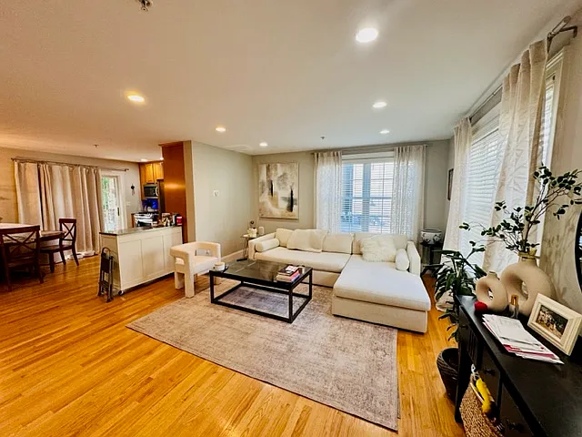 2 Aramon St #1 — Photo 3