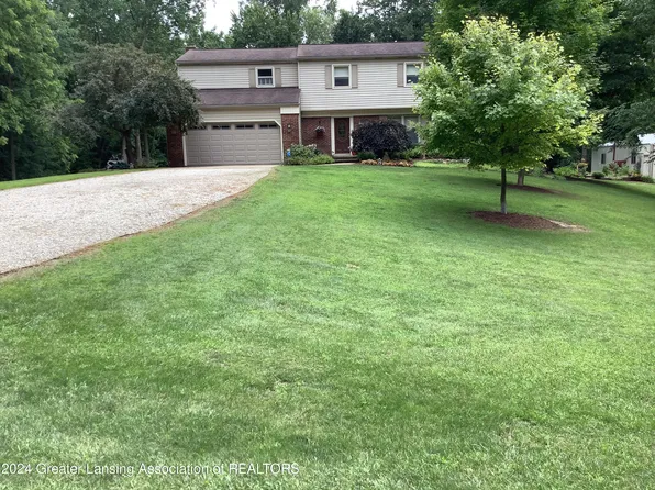 5424 Pinch Hwy, Potterville, MI 48876