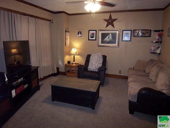 4th image of 2617 McFaul St