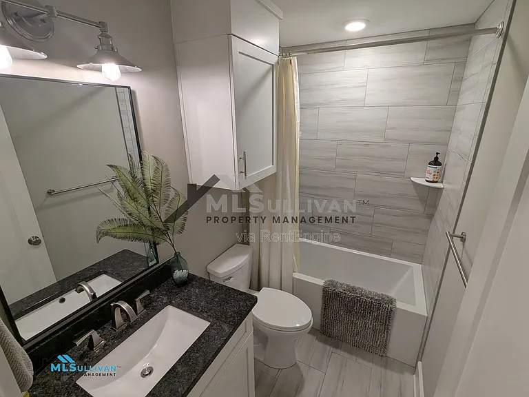 144 E Tryon St #3 — Photo 15