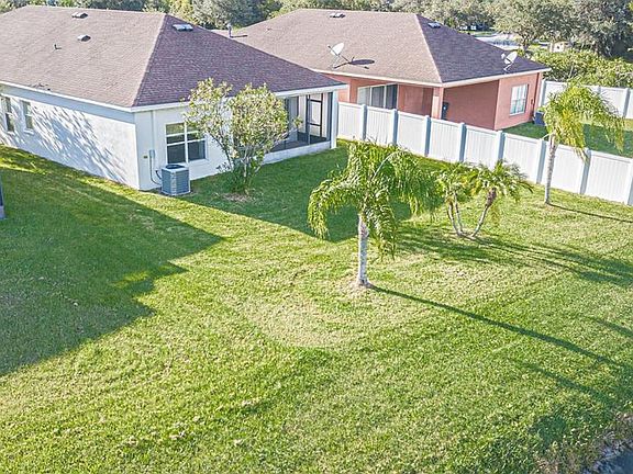 5th image of 20177 Bay Cedar Ave