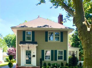 8 Delaware Rd, Floral Park, NY 11001