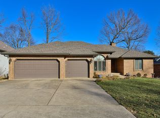 3901 E Kingsbury St, Springfield, MO 65809