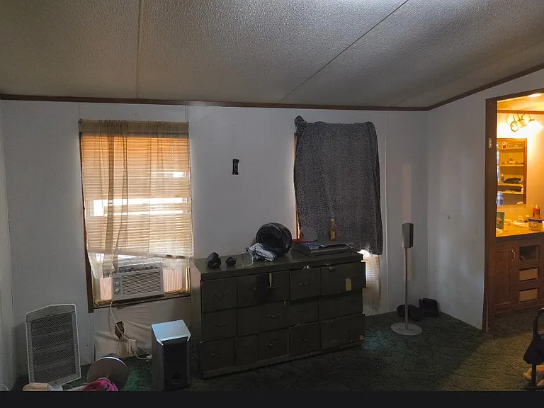 7600 W Military Dr — Photo 4
