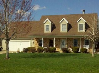 10705 W Woodhaven Dr, Hanna City, IL 61536