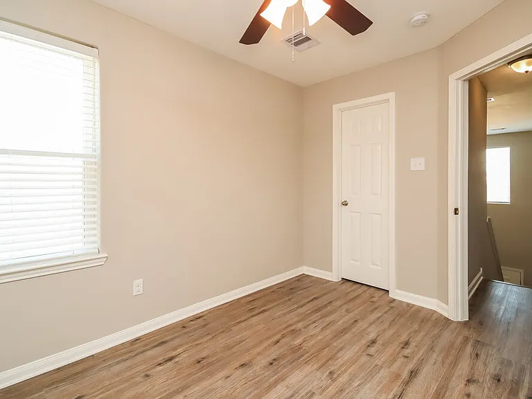 21235 Slate Bend Dr — Photo 11