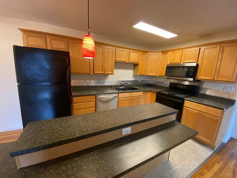 13380 SW Farmington Rd — Photo 7
