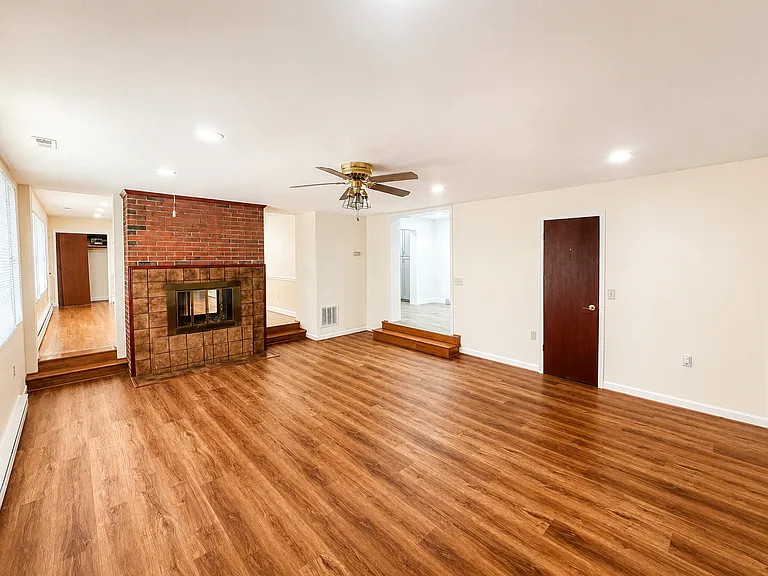 6017 Wheeler Ln — Photo 20