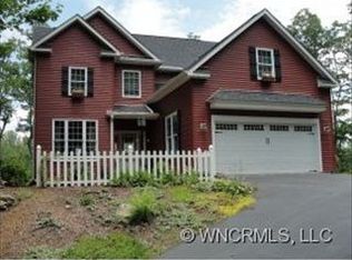 136 Rocky Trail Rd, Horse Shoe, NC 28742