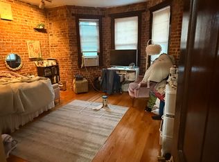 229 Park Dr #35C, Boston, MA 02215