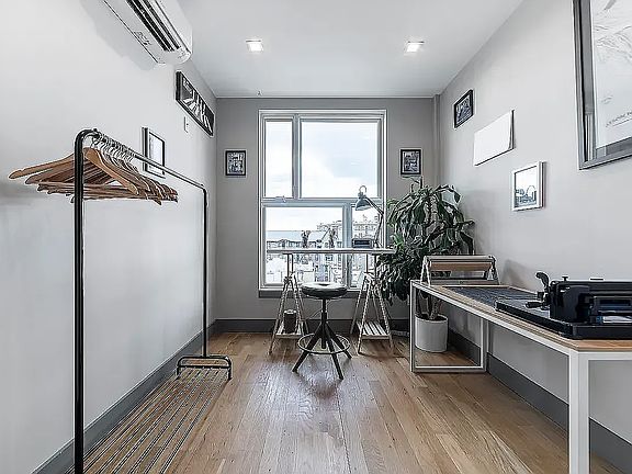 3rd image of 830 Flatbush Ave #2G