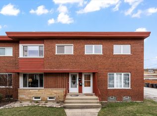 4655 Brummel St, Skokie, IL 60076