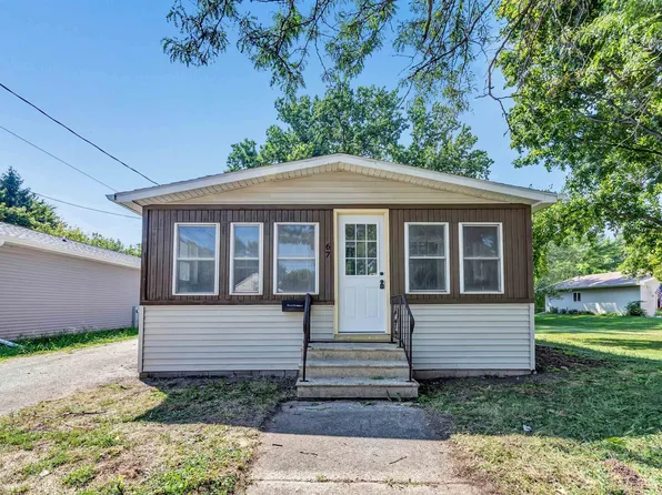 67 Lawson St, Menasha, WI 54952