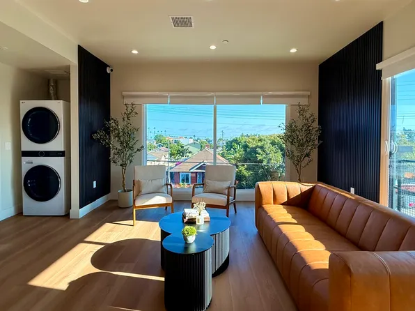 1575 W 35th Pl, Los Angeles, CA