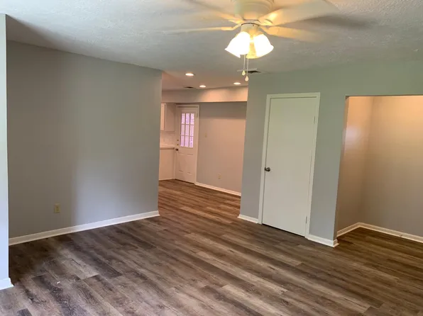 3103 Yost Blvd APT B1, Pearland, TX 77581