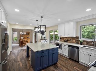 6792 Pine Way Dr, Troy, MI 48098