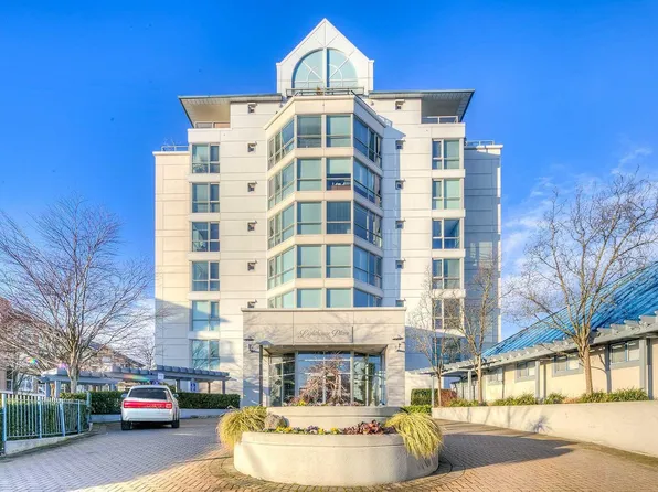 5860 Dover Cres #307, Richmond, BC V7C 5S6