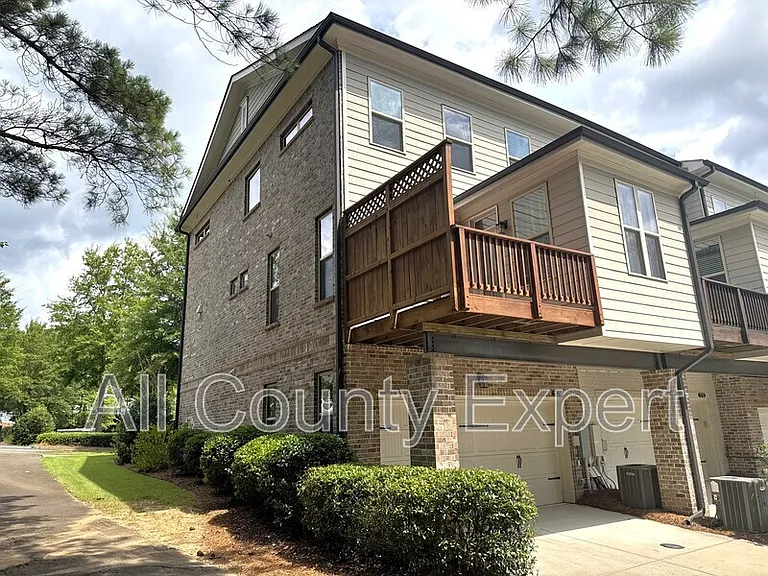1529 Huntwood Ct — Photo 31