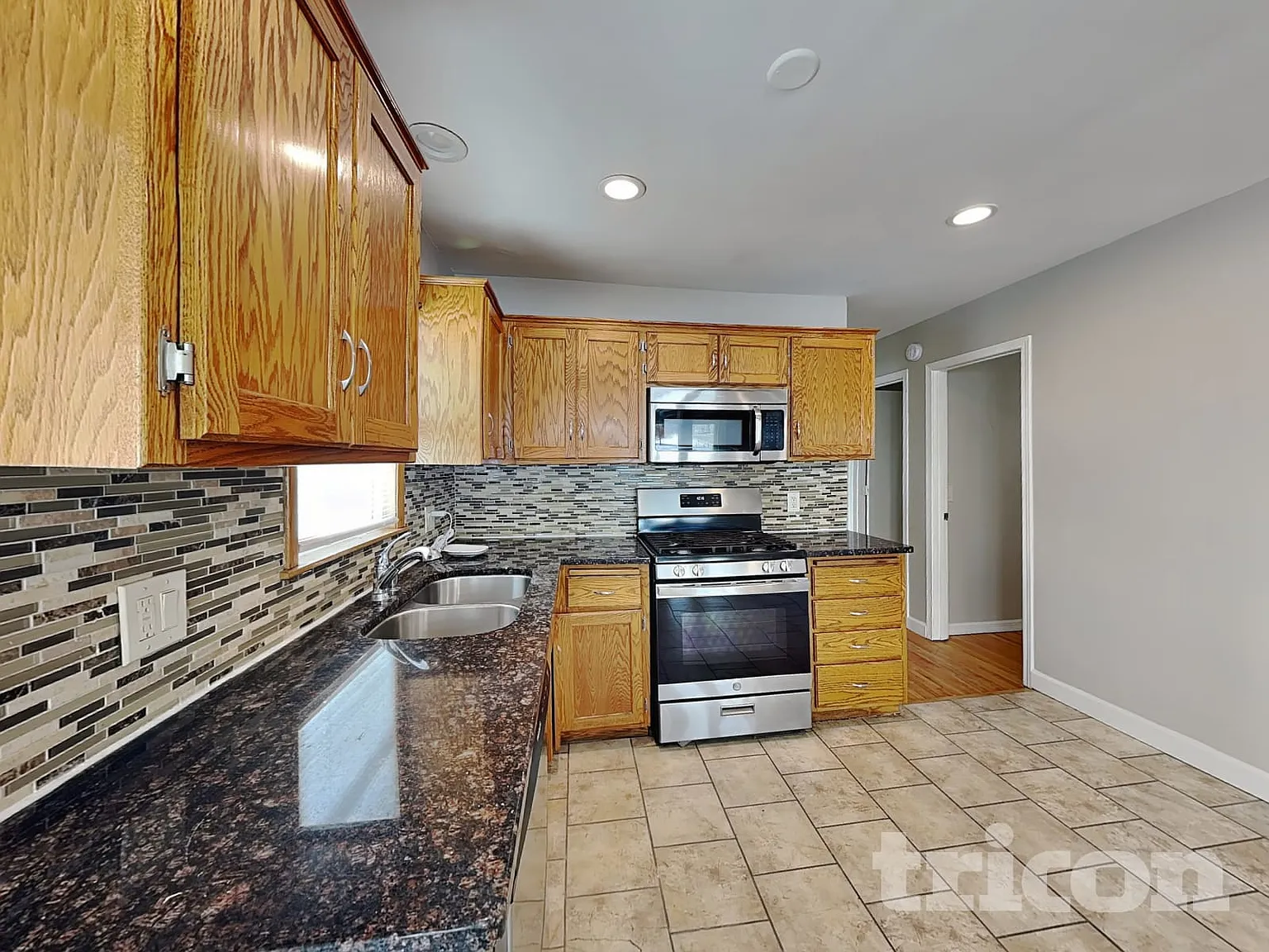 4010 Monroe Street Ne Columbia Heights MN — Photo 4