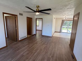 5971 Christine Ct #5971, Burlington, WI 53105