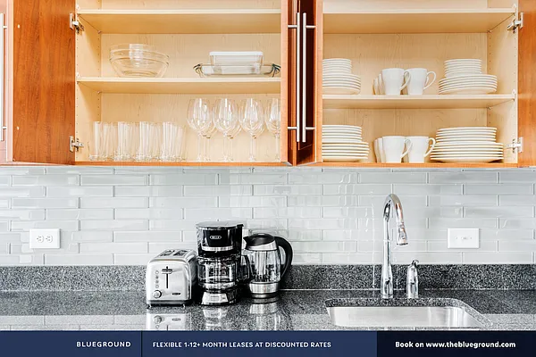 Rented by The Blueground | media 91