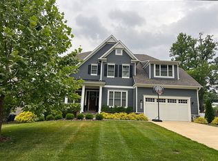 7005 Richard Dr, Bethesda, MD 20817