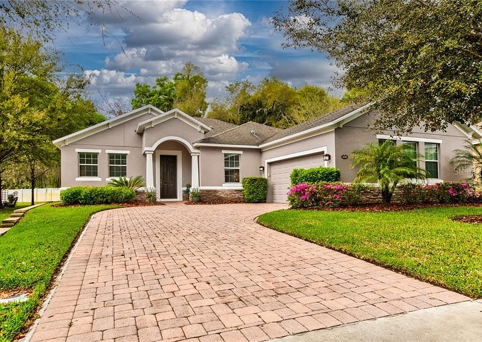 1st image of 2833 Park Meadow Dr
