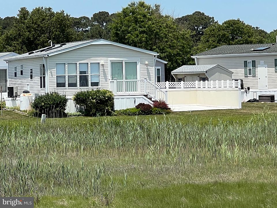 1st image of 8841 Bay Ridge Dr