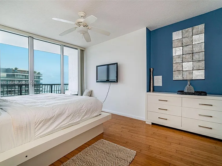 1750 N Bayshore Dr #5505 — Photo 15