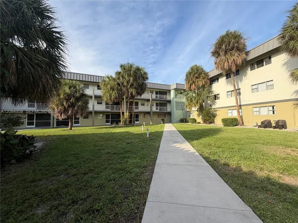250 Layne Blvd, Hallandale, FL