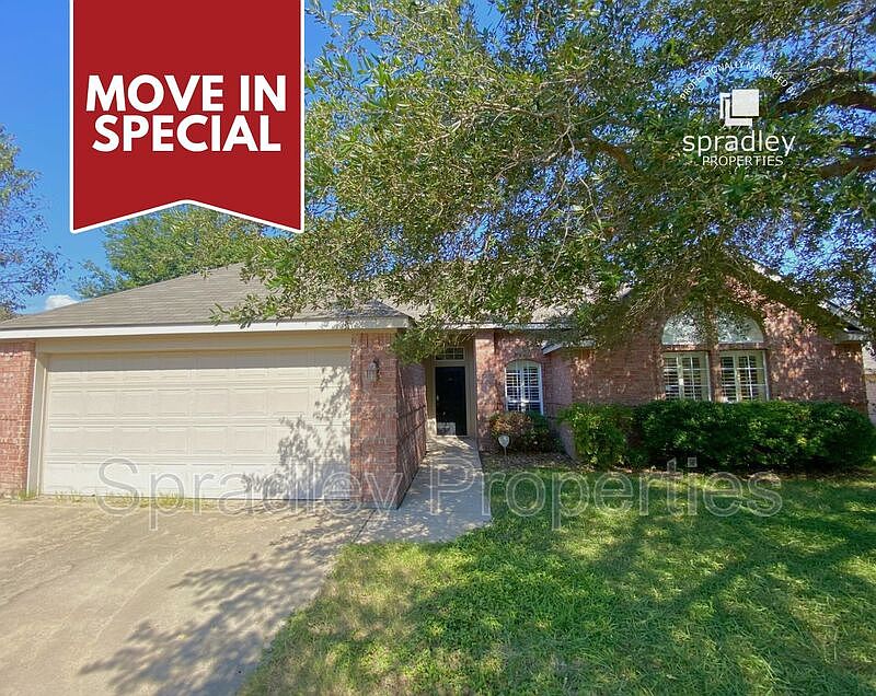 1st image of 2318 Kingsbury Dr