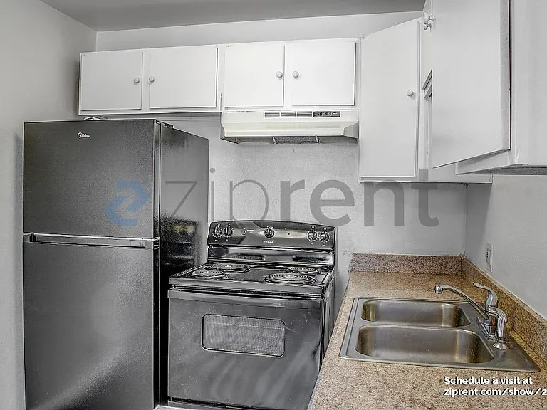 204 Orland St #8 — Photo 5
