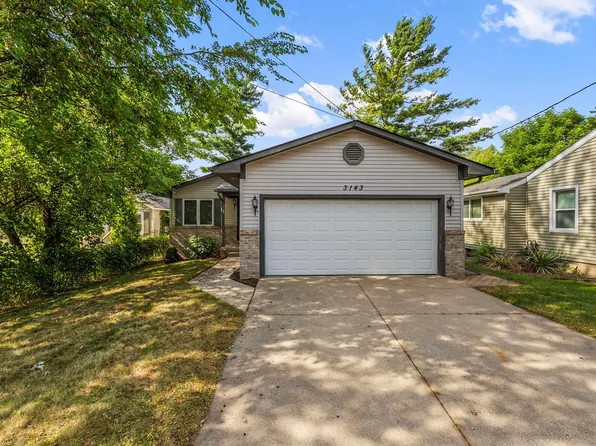 3143 Henrydale St, Auburn Hills, MI 48326