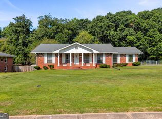 6125 Phillips Dr, Morrow, GA 30260