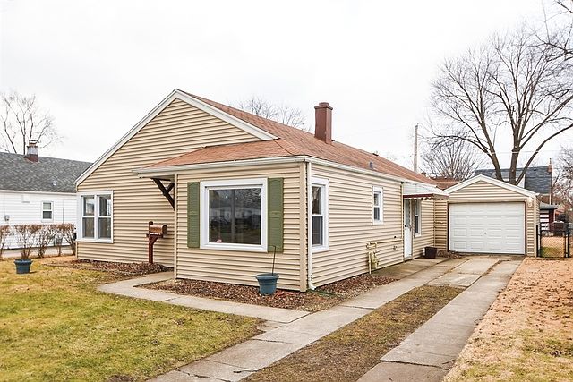 1st image of 9216 S 49th Ct