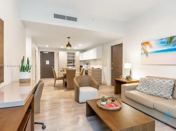 777 Ocean Dr Floor S306, Hollywood, FL 33019