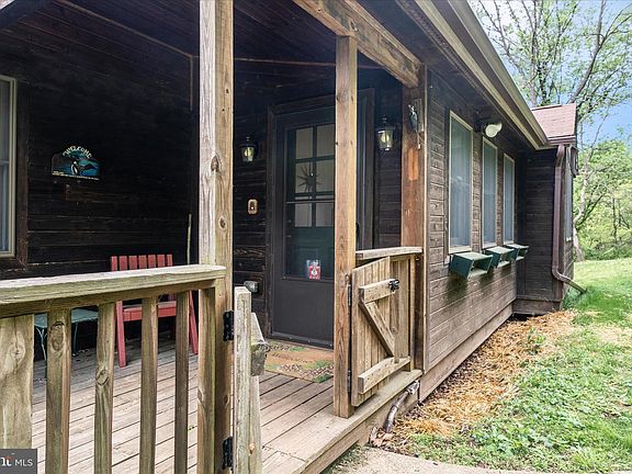 3rd image of 20807 Townsend Rd