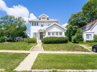 901 E Wellington Ave, Flint, MI 48503