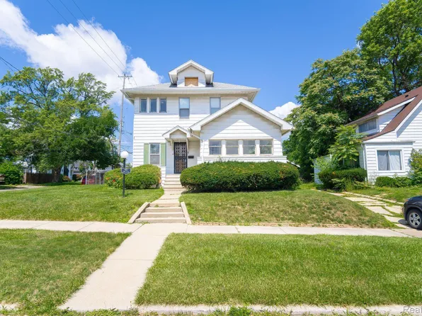 901 E Wellington Ave, Flint, MI 48503
