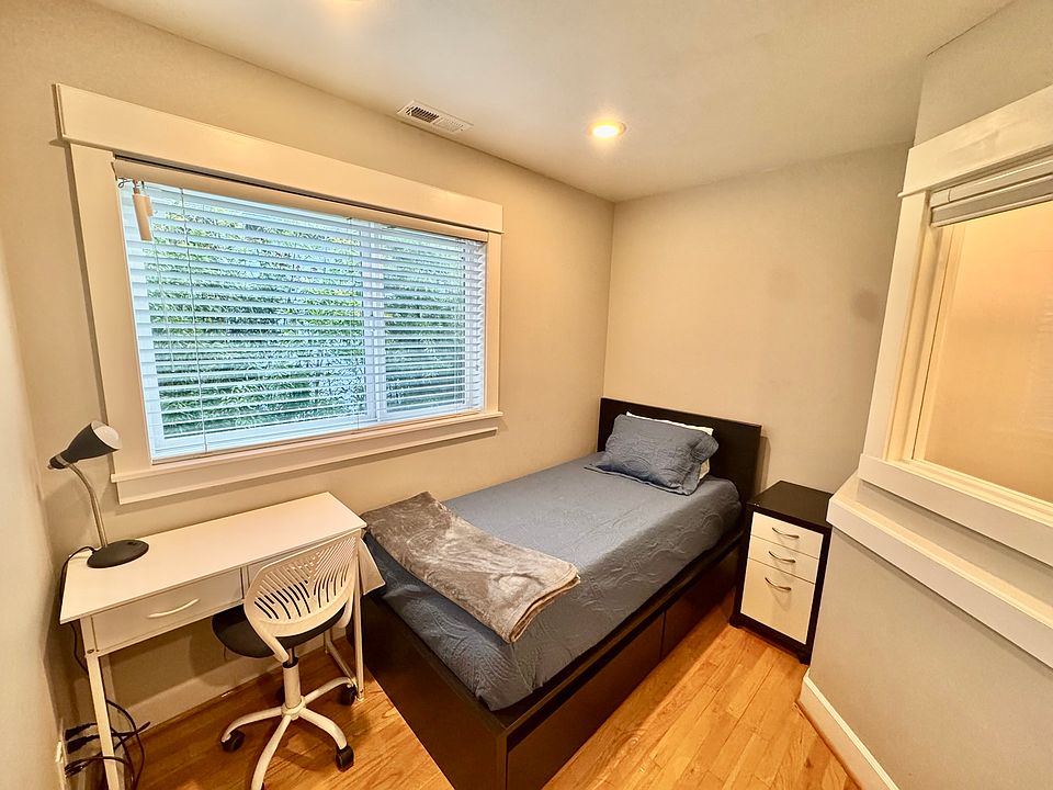 1st image of 3320 S Holly St #7