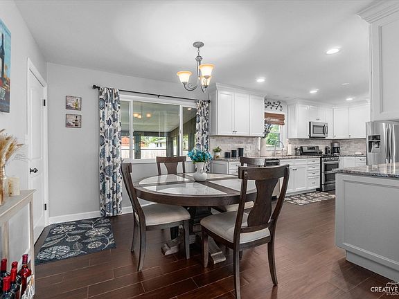 2nd image of 1009 Wellman Ave