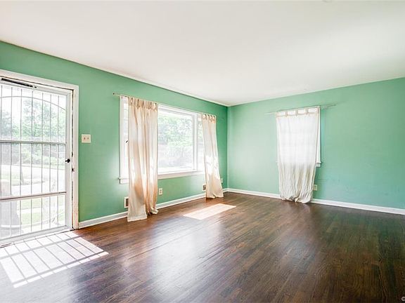 4th image of 1700 N 20th St
