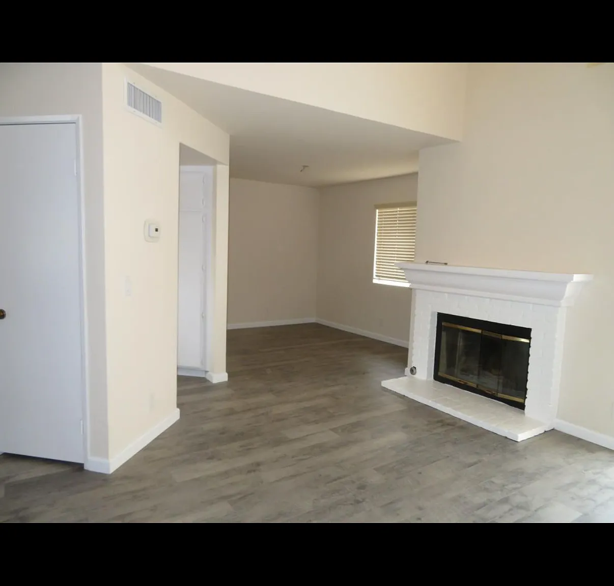 2 bed, 2.5 bath, 1212 sqft, $3,395 — Photo 3