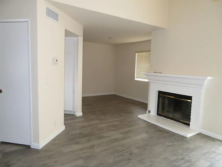 2762 Erringer St #15 — Photo 3