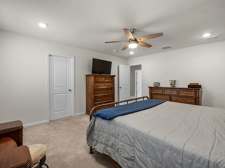 227 Benelli Dr — Photo 23