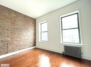 127 Huron St #4F, Brooklyn, NY 11222